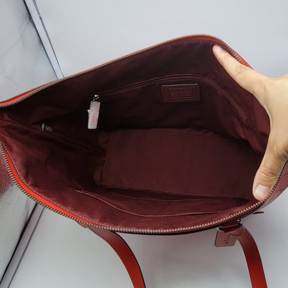 Coach Perforated Signature Leather Gallery Tote 1499 Miami Red - Picture 6 of 9